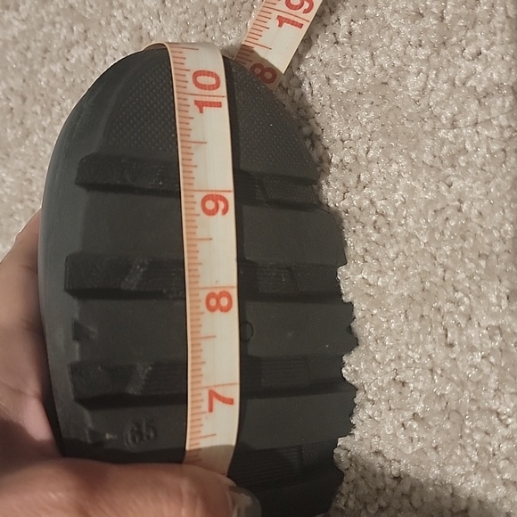 Fashion boots with studs. Looks designer. Worn once ,,runs big - Picture 6 of 6